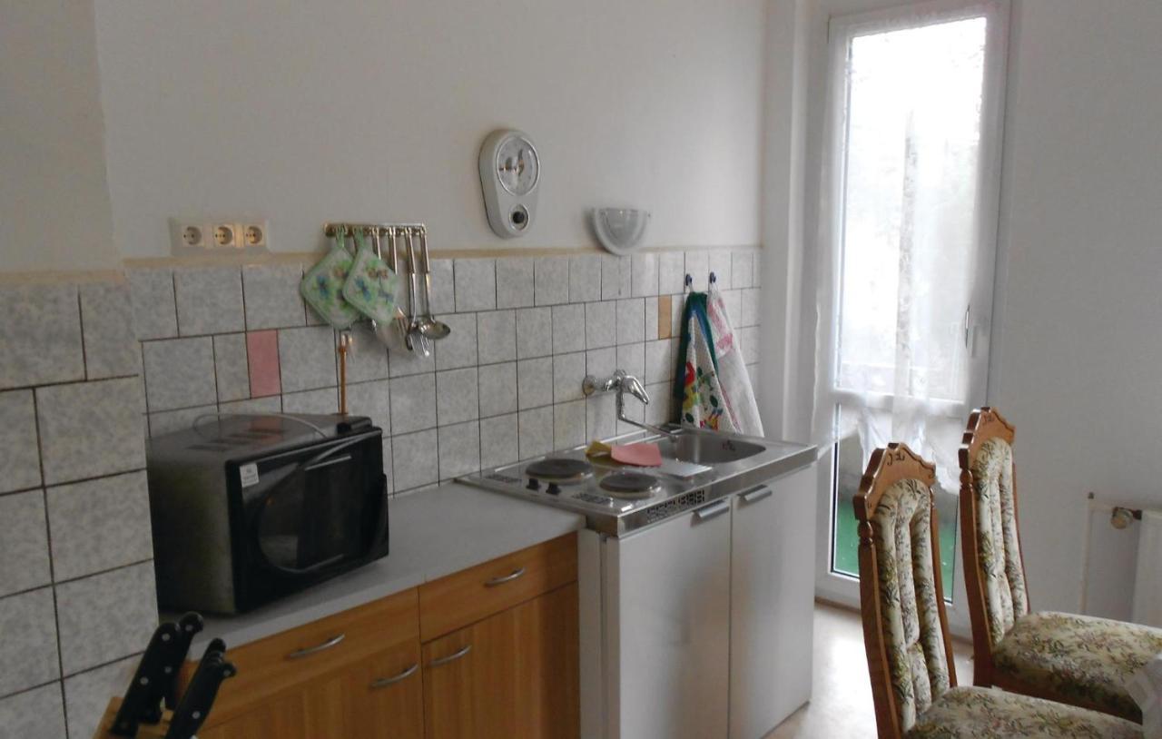 Lovely Apartment In Waren-Mueritz With Kitchen Waren  Esterno foto