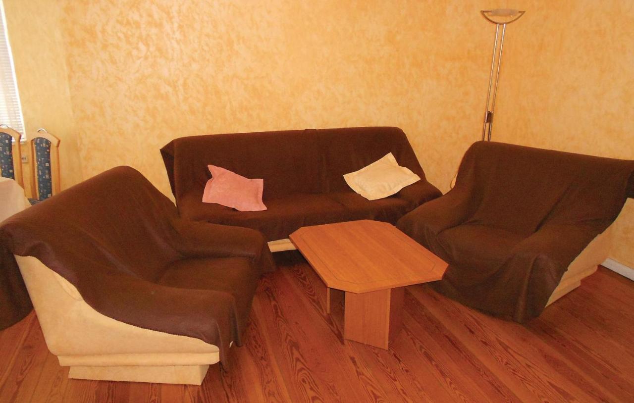 Lovely Apartment In Waren-Mueritz With Kitchen Waren  Esterno foto